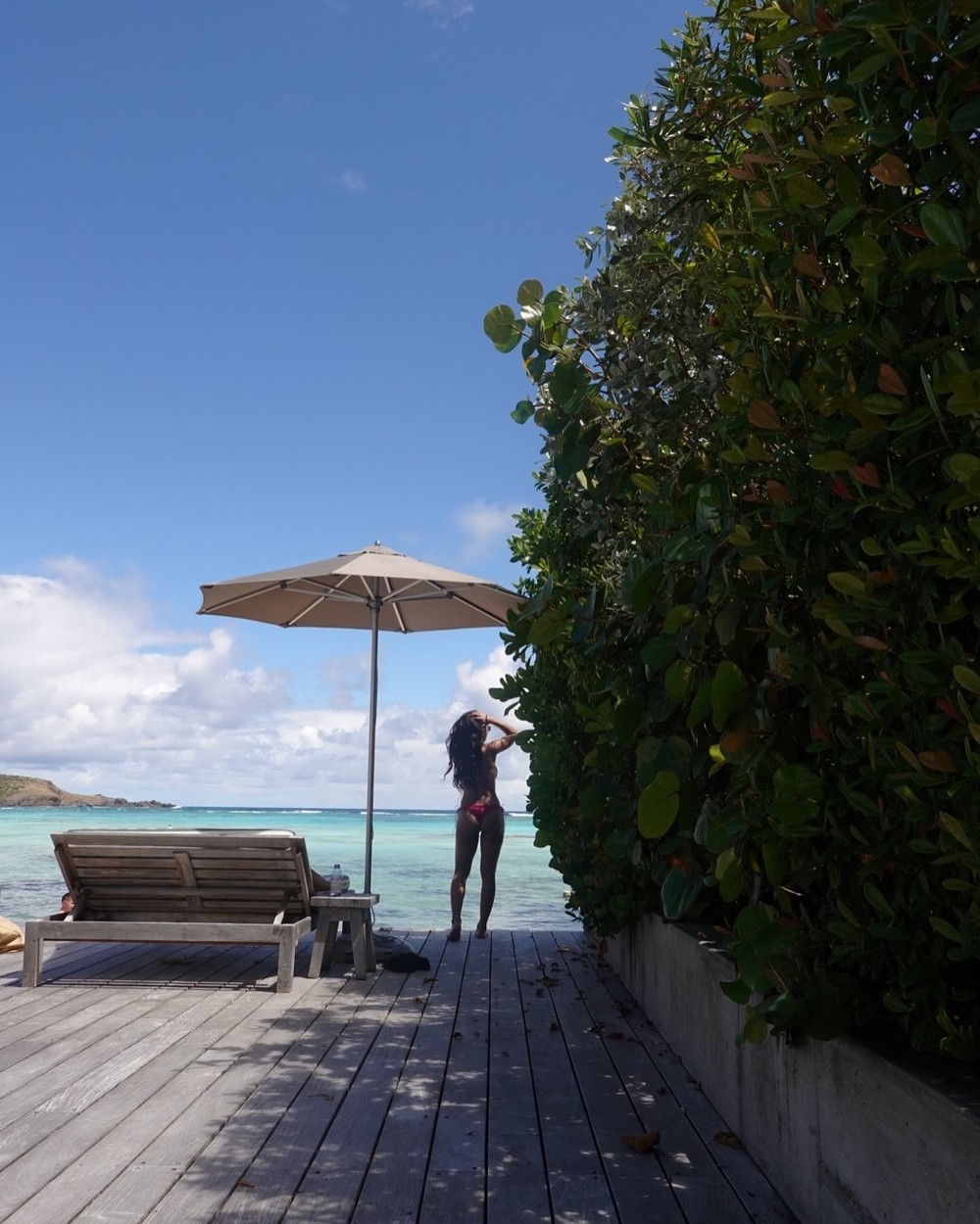 Isabele Temoteo abre álbum das férias em St. Barth