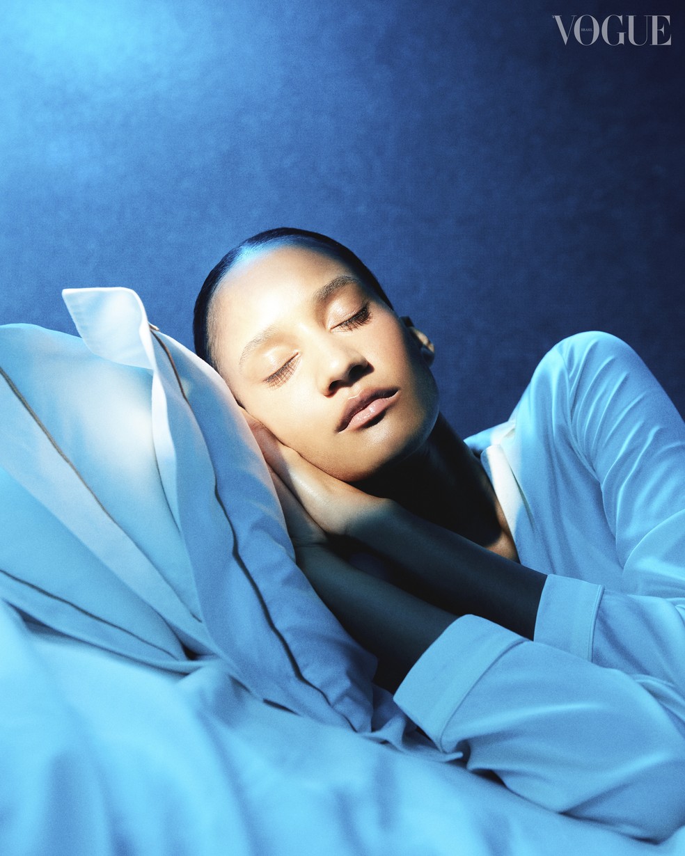 Beleza Wellness Dormir Sono — Foto: Vogue Brasil/ Caia Ramalho