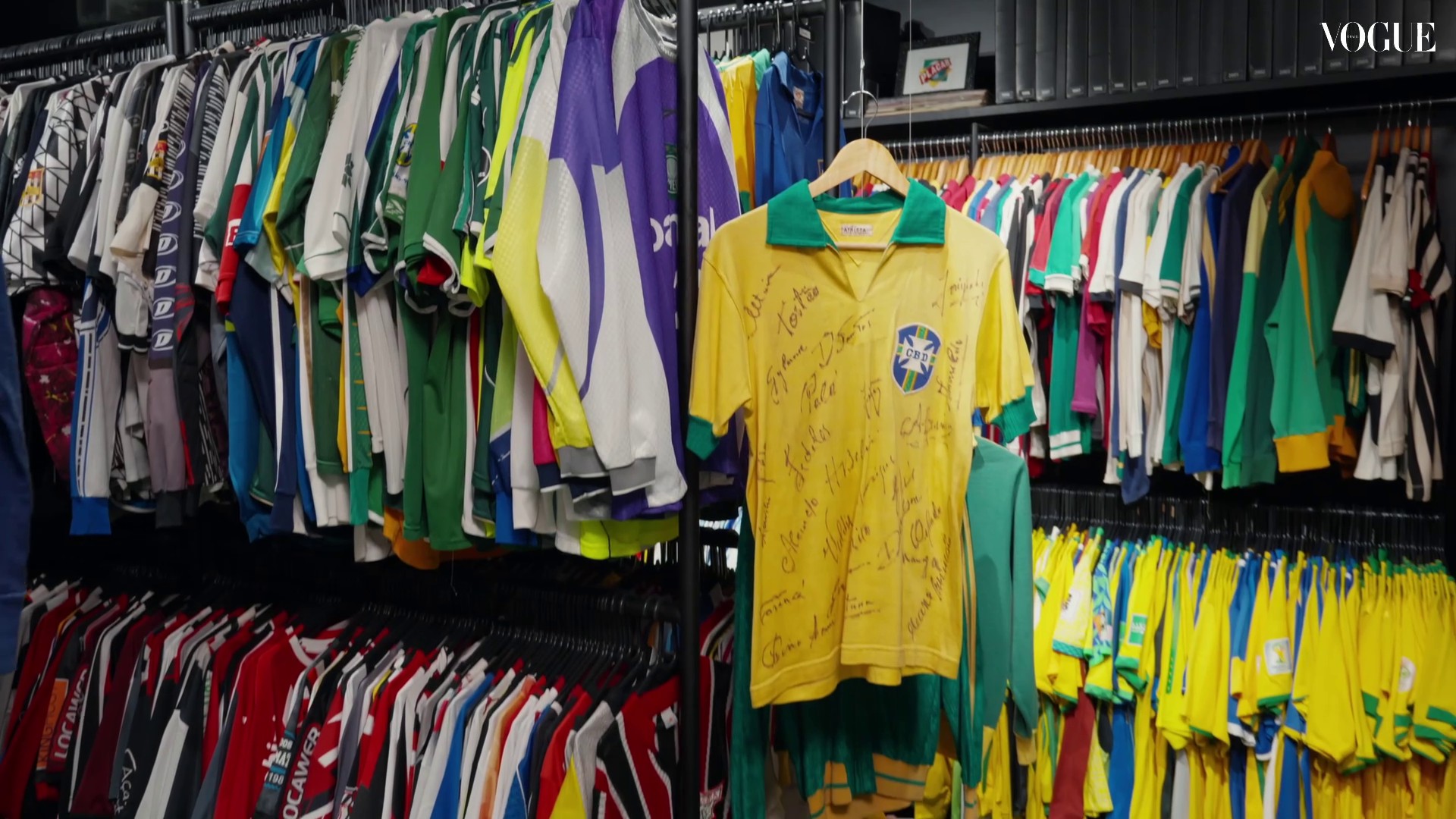 Copa do Mundo 2026: o acervo do maior colecionador de camisas de futebol do mundo