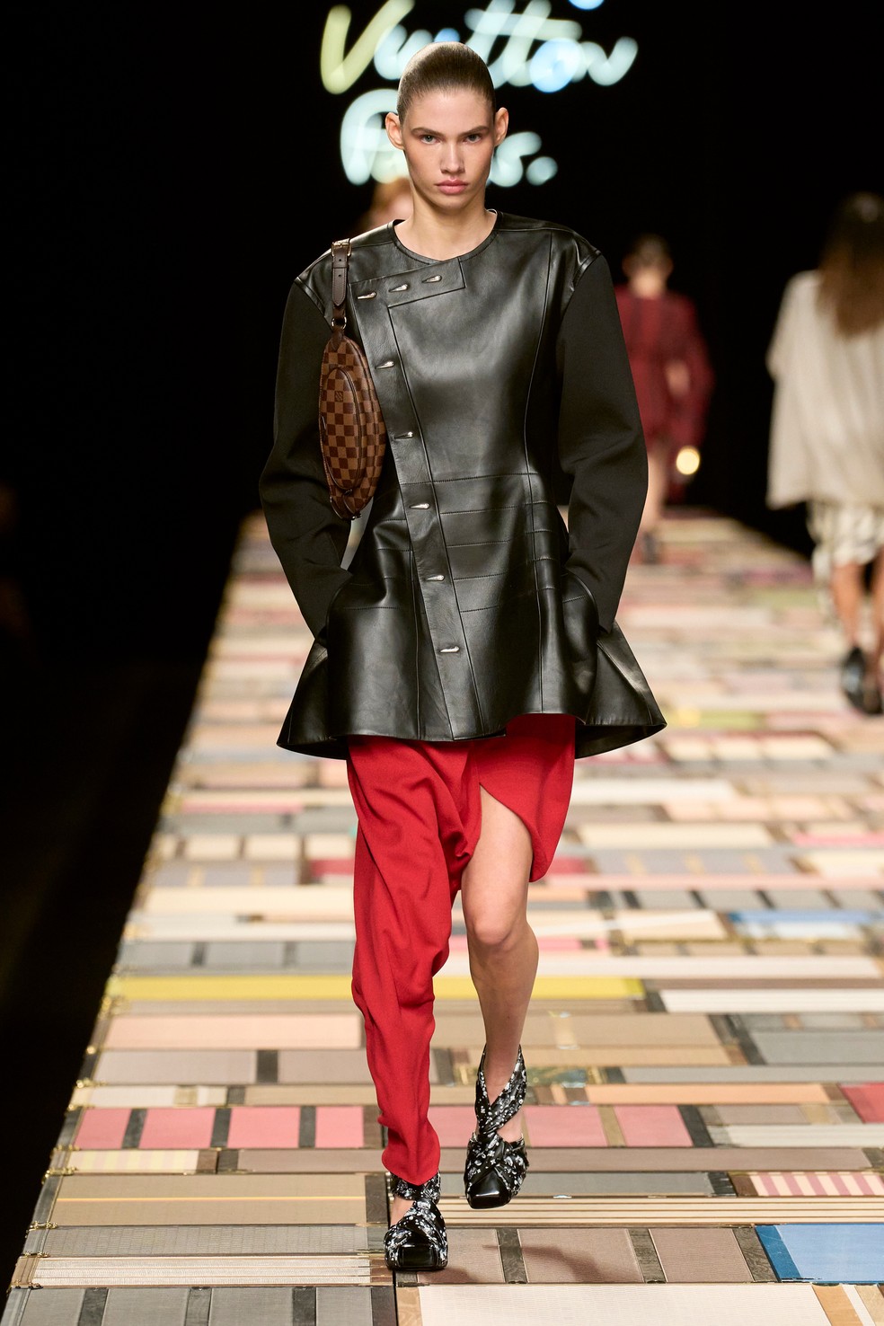Louis Vuitton | Paris | Verão 2025 — Foto: Launchmetrics Spotlight