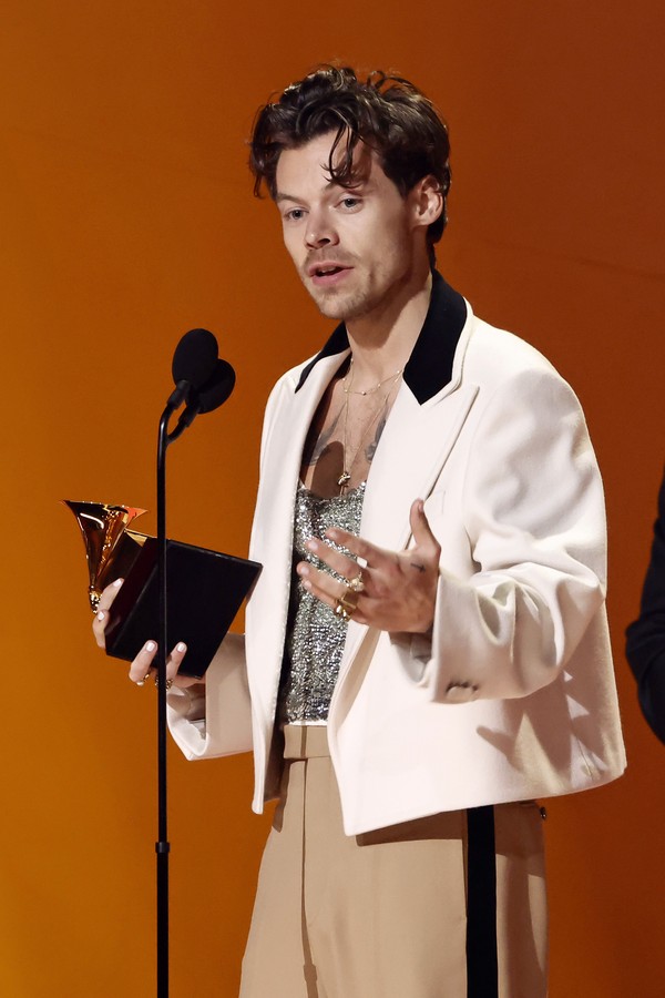 Discurso de Harry Styles ao receber Grammy de Álbum do Ano repercute na ...