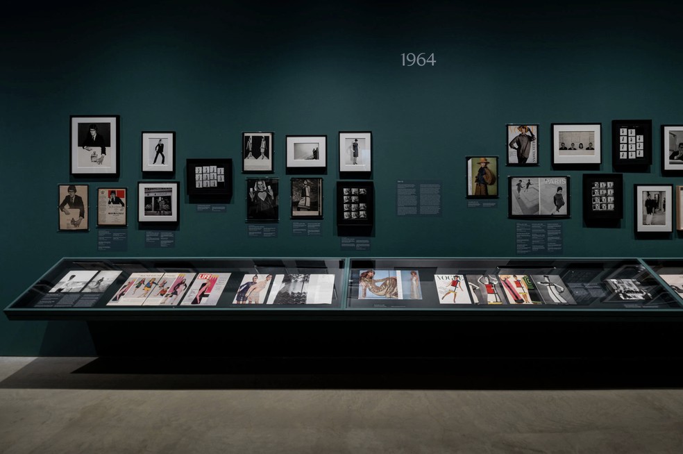 Mostra de Yves Saint Laurent no ICP — Foto: Divulgação