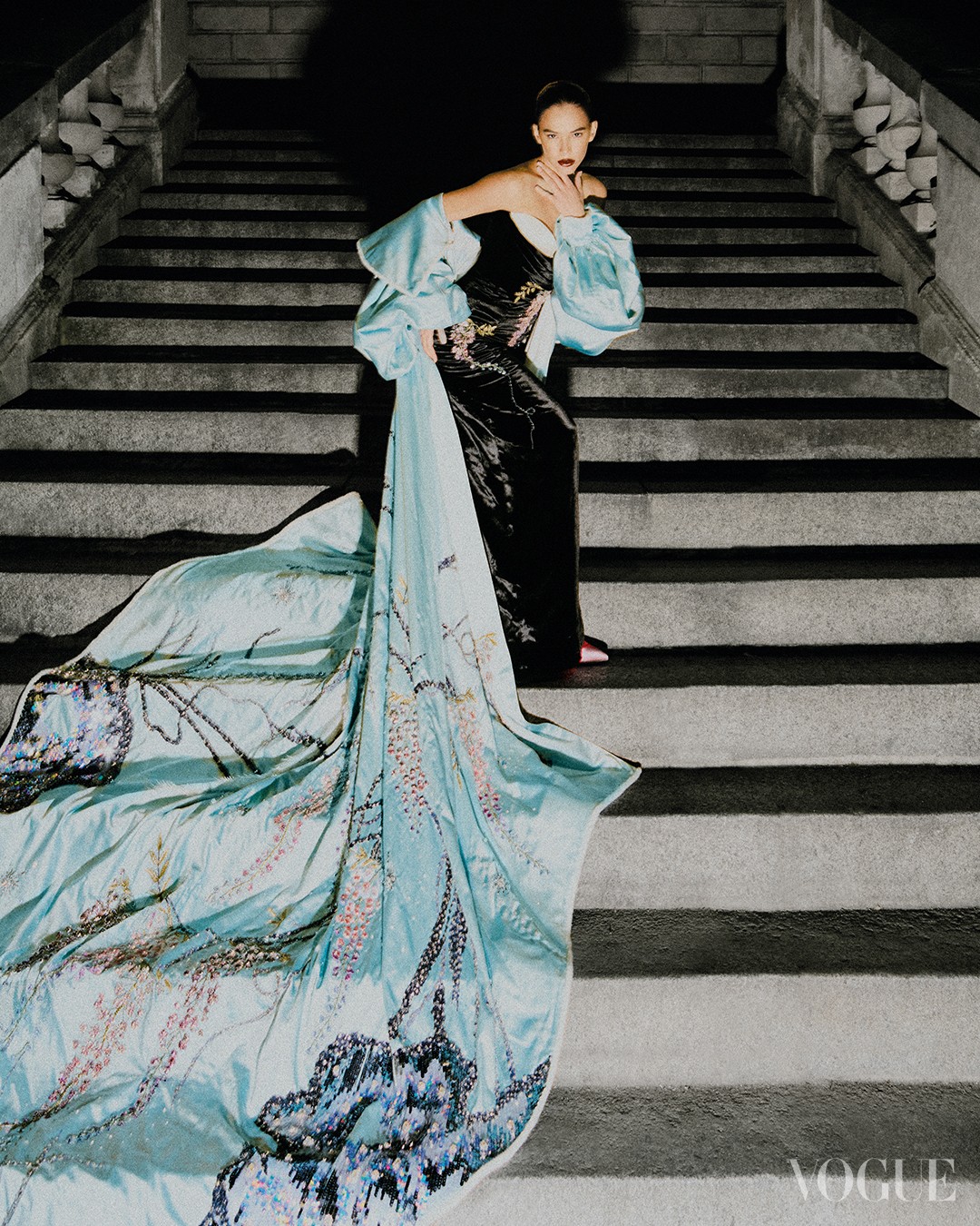 Bruna Marquezine na Vogue Brasil 2023 — Foto: LUFRÉ