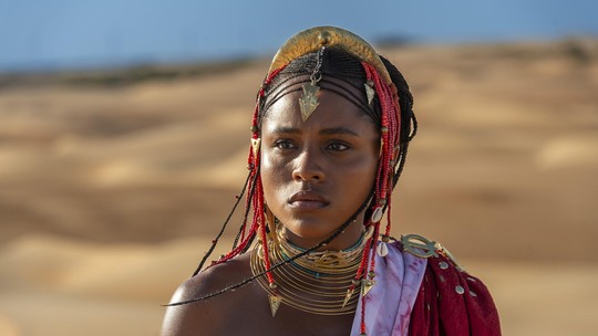 Das tranças esculturais aos dreads esculpidos, os penteados são protagonistas na novela 'A Nobreza do Amor' Das tranças esculturais aos dreads esculpidos, os penteados são protagonistas na novela 'A Nobreza do Amor'