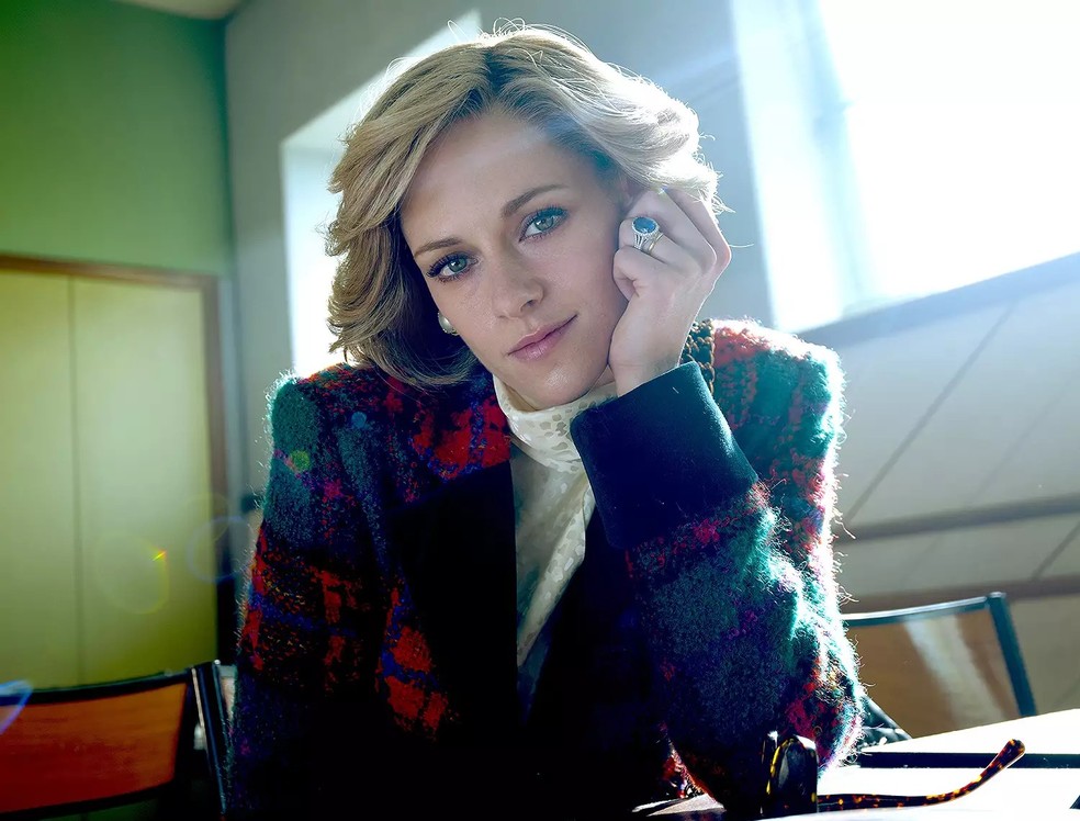 Kristen Stewart como a Princesa Diana em "Spencer" — Foto: Shoebox Films