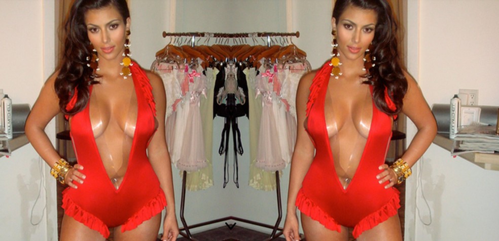 Kim Kardashian em clique de making of de seu ensaio para a Playboy, em dezembro de 2007 (Foto: Reprodução) — Foto: Vogue