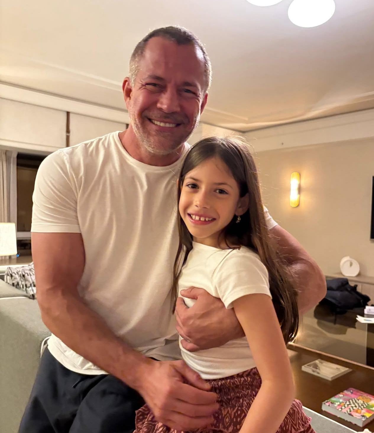 Malvino Salvador faz homenagem de aniversário para a filha, Kyara