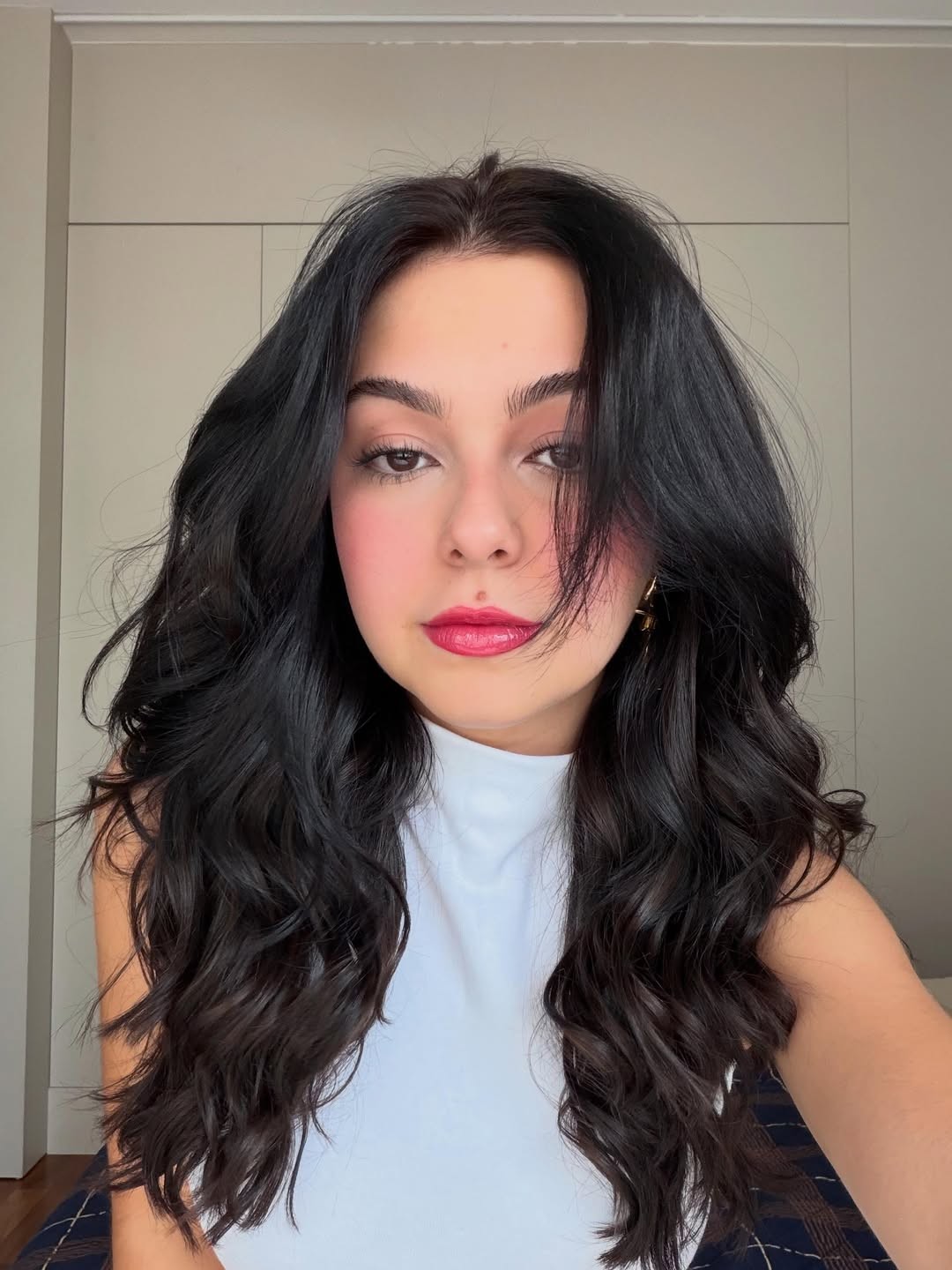 Klara Castanho aposta em visual com 