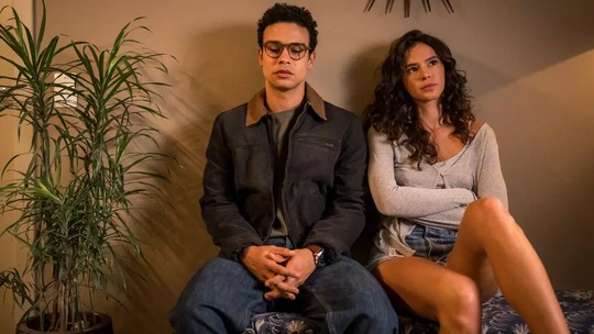 As estreias de séries que realmente valem o seu play no streaming em outubro