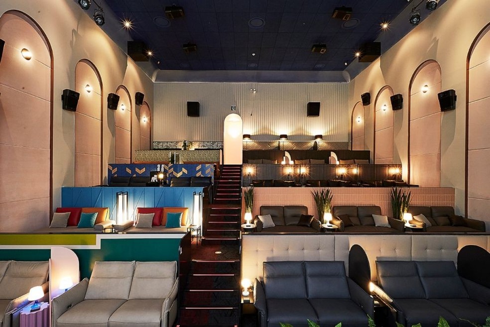 Cinemas sul-coreanos se transformam em floresta e quartos confortáveis para  atrair espectadores