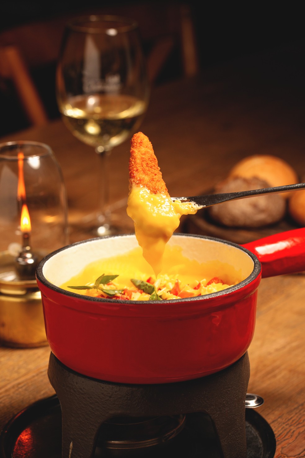 Dia do Fondue de Queijo chefs dão receitas de fondue vegano, italiano