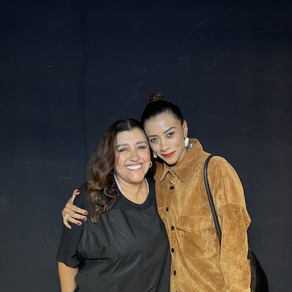 Regina Casé e Aline Midlej — Foto: Divulgação