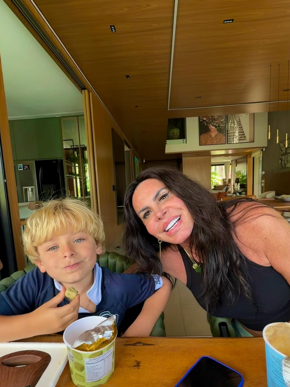 Bento e a avó Gretchen — Foto: reprodução/instagram