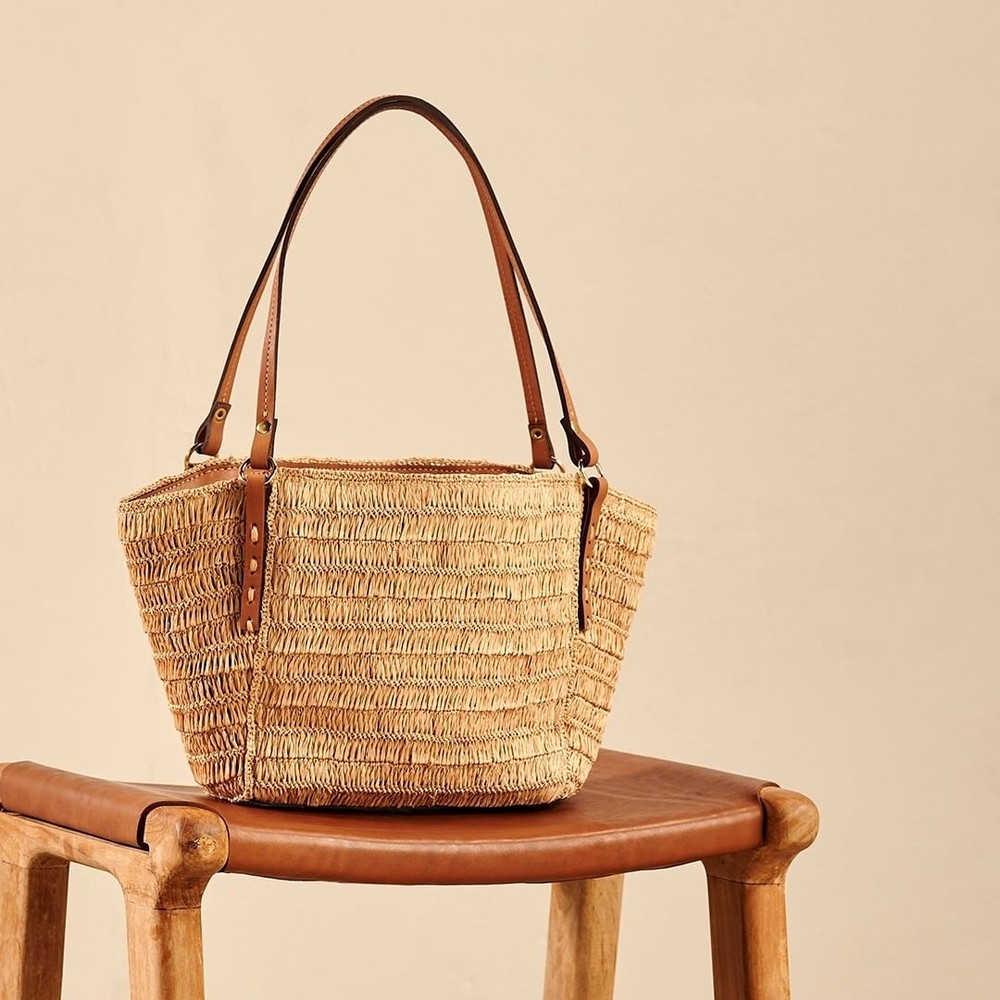 Bolsa de praia: 11 modelos de marcas brasileiras perfeitos usar na areia