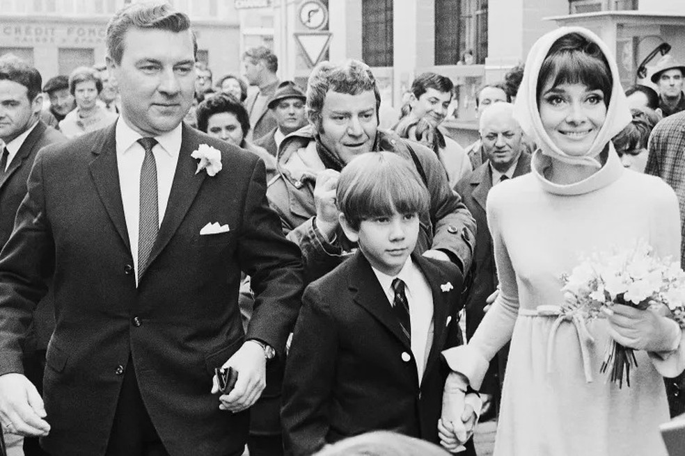 Andrea Dotti, Sean Hepburn Ferrer e Audrey Hepburn na Itália — Foto: GettyImages