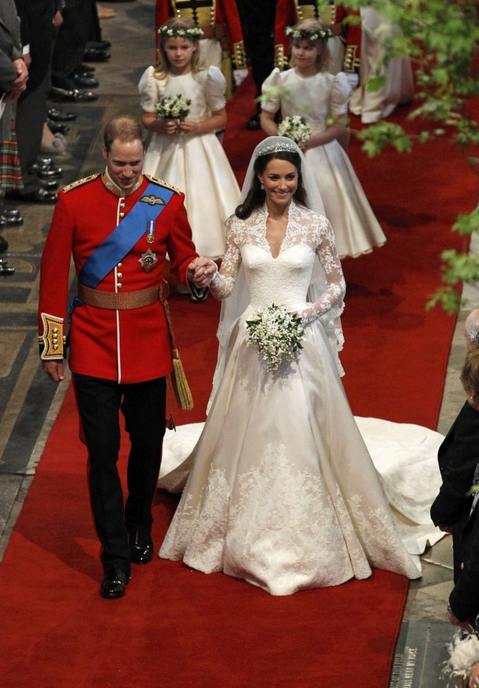 Kate Middleton em seu casamento com o Príncipe William, de Alexander McQueen (Foto: Getty Images) — Foto: Vogue
