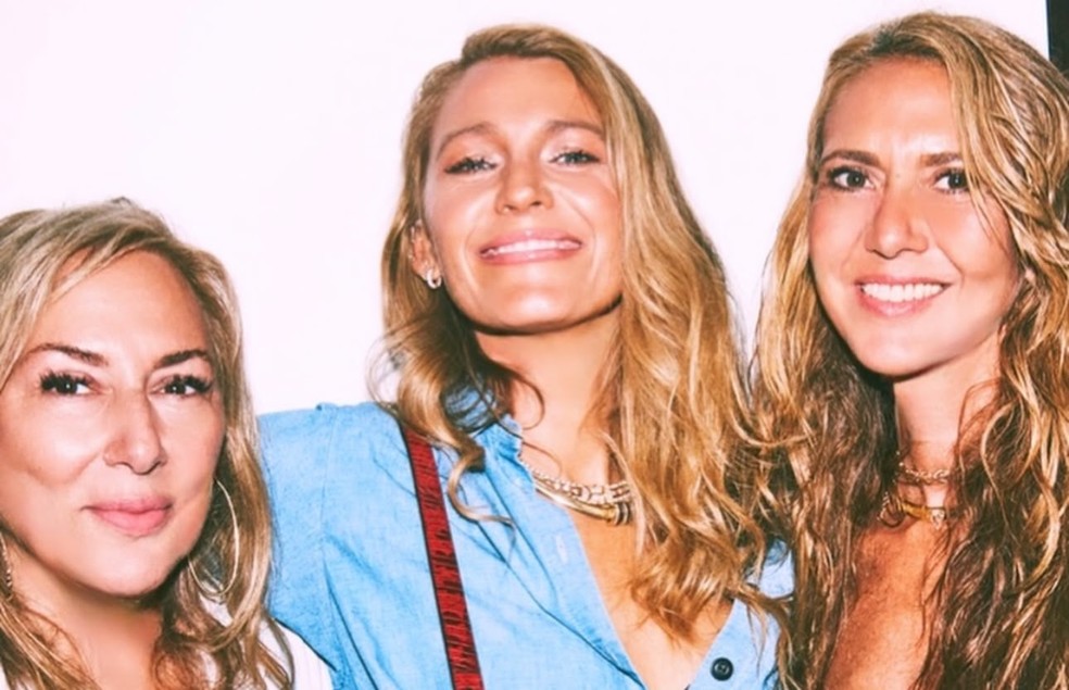 Blake Lively faz post — Foto: Reprodução/Instagram