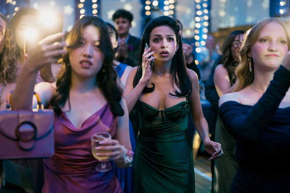 Josie Totah como Tina em 'Carrie' — Foto: Robert Falconer/Prime