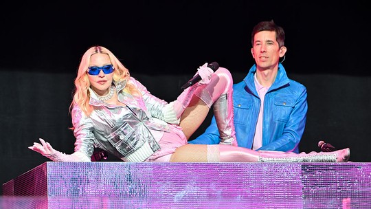 "Confessions II": por dentro do novo álbum de Madonna, segundo o produtor Stuart Price
"Confessions II": por dentro do novo álbum de Madonna, segundo o produtor Stuart Price