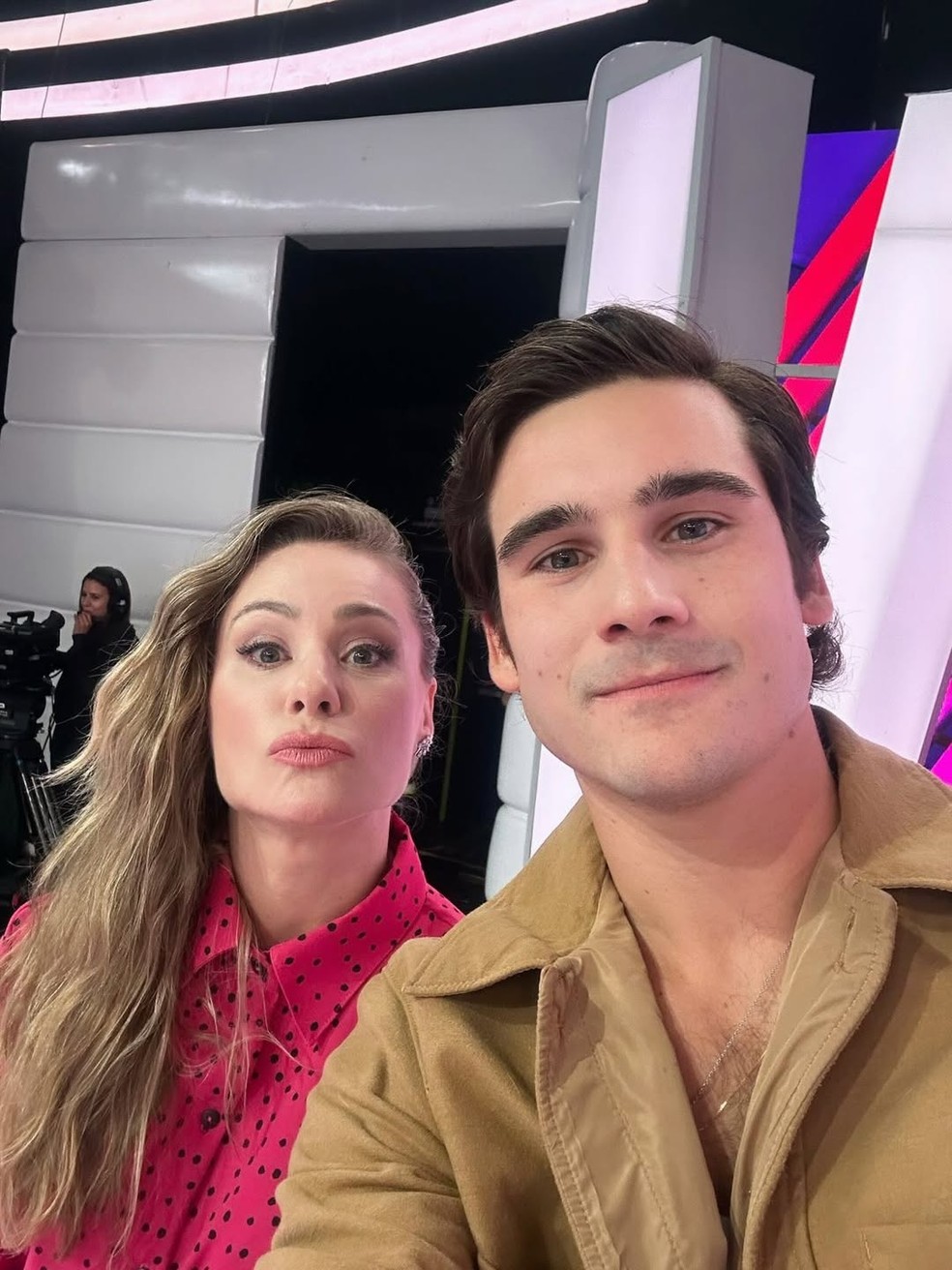 Nicolas Prattes celebra Dia das Mães com Giselle Prattes — Foto: Reprodução/Instagram