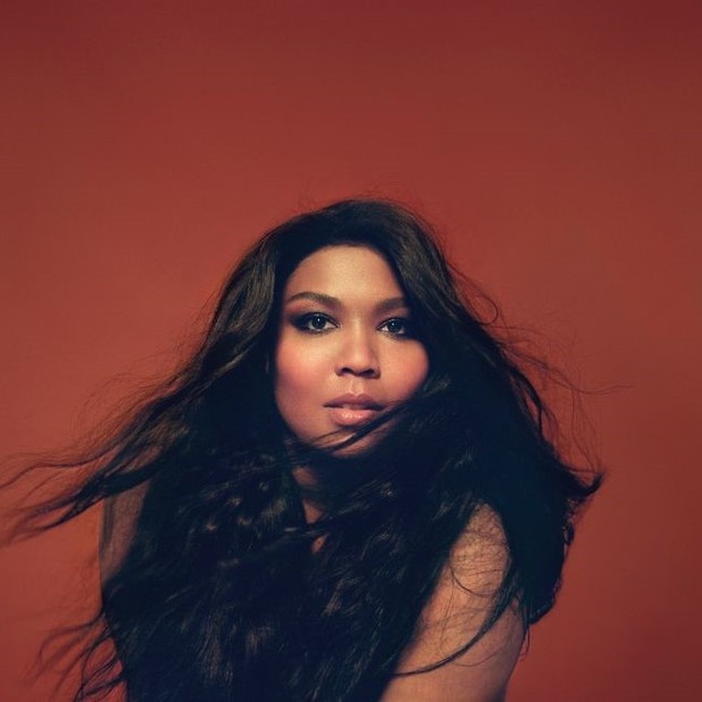 Atração do Coachella, Lizzo lança álbum “Cuz I Love You” e clipe com ...