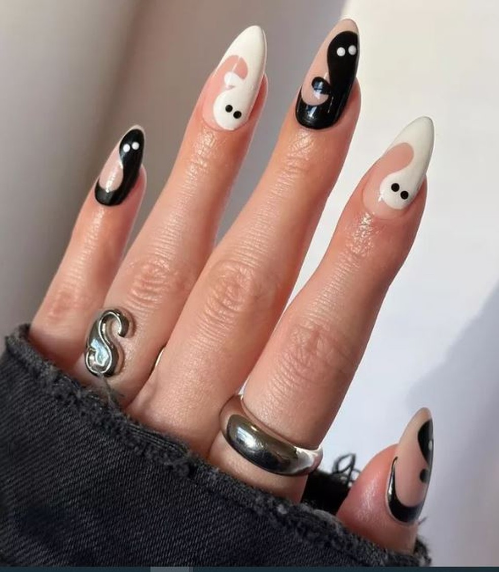 Nail art para Halloween — Foto: Reprodução Instagram