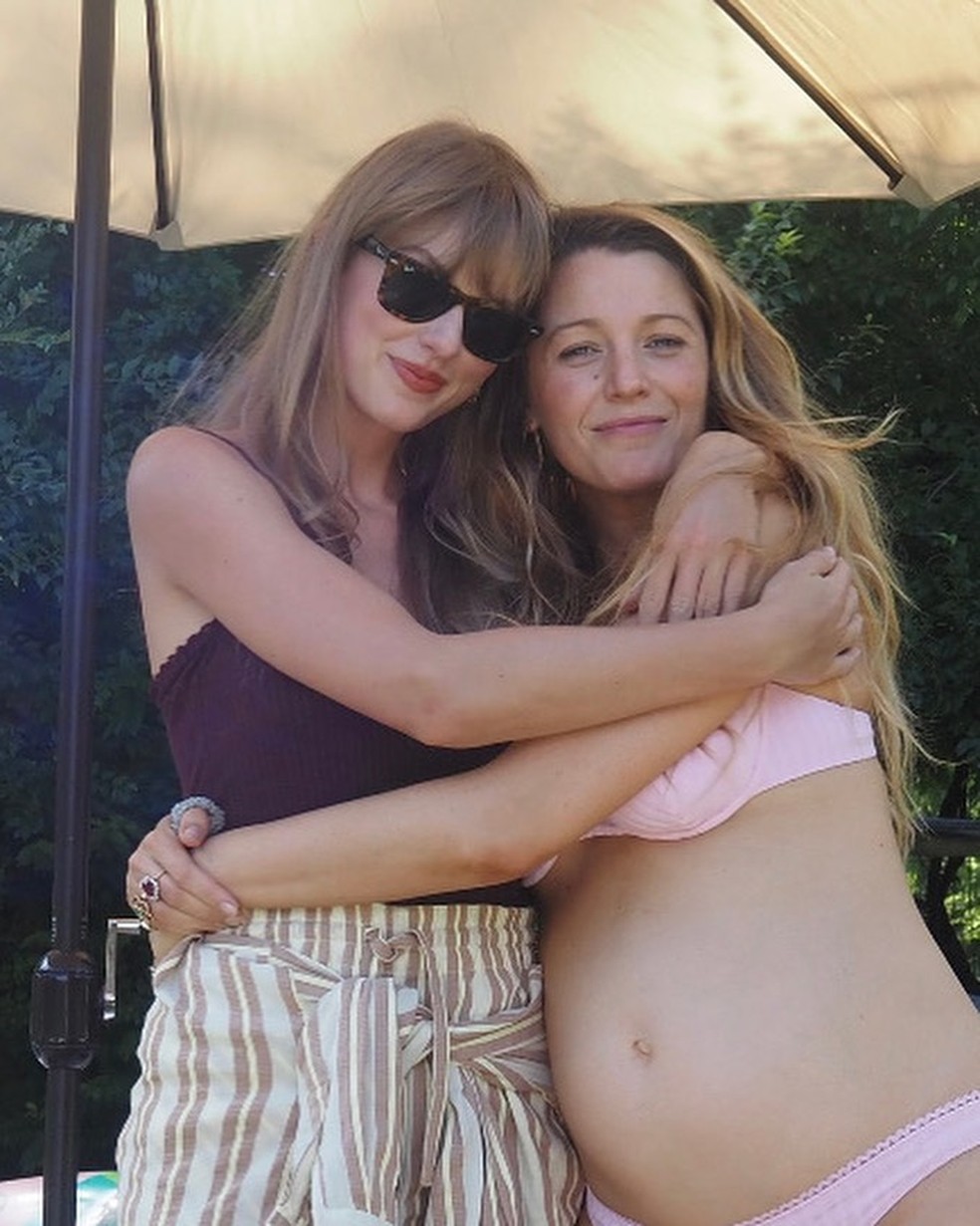 Taylor Swift e Blake Lively — Foto: Reprodução/Instagram
