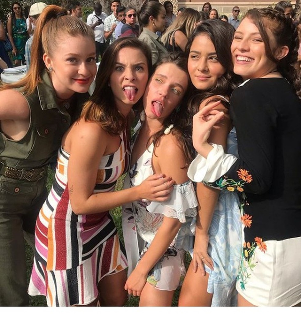 Marina Ruy Barbosa, Laryssa Ayres, Bruna Linzmeyer, Giullia Buscacio e Giulia Gayoso (Foto: Reprodução Instagram) — Foto: Vogue