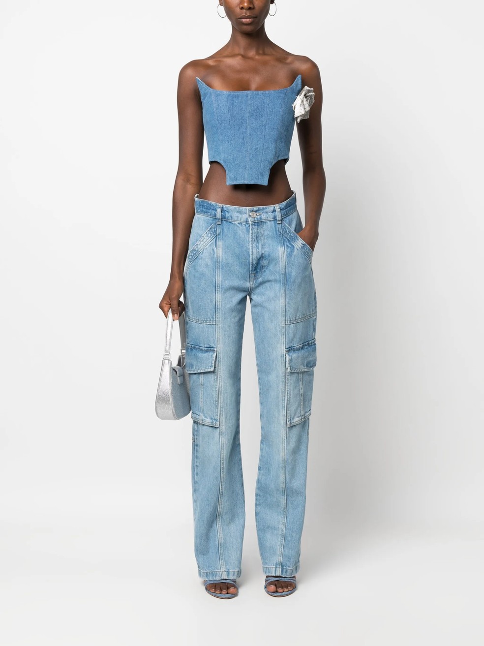 Corset com aplicação floral, da Giuseppe Di Morabito. — Foto: Divulgação