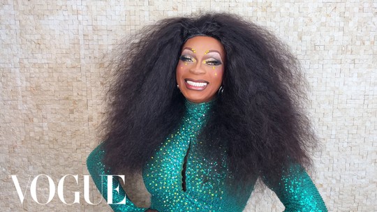 Segredos de Beleza com Marcia Pantera: artista ensina sua maquiagem drag queen para os palcos Segredos de Beleza com Marcia Pantera: artista ensina sua maquiagem drag queen para os palcos