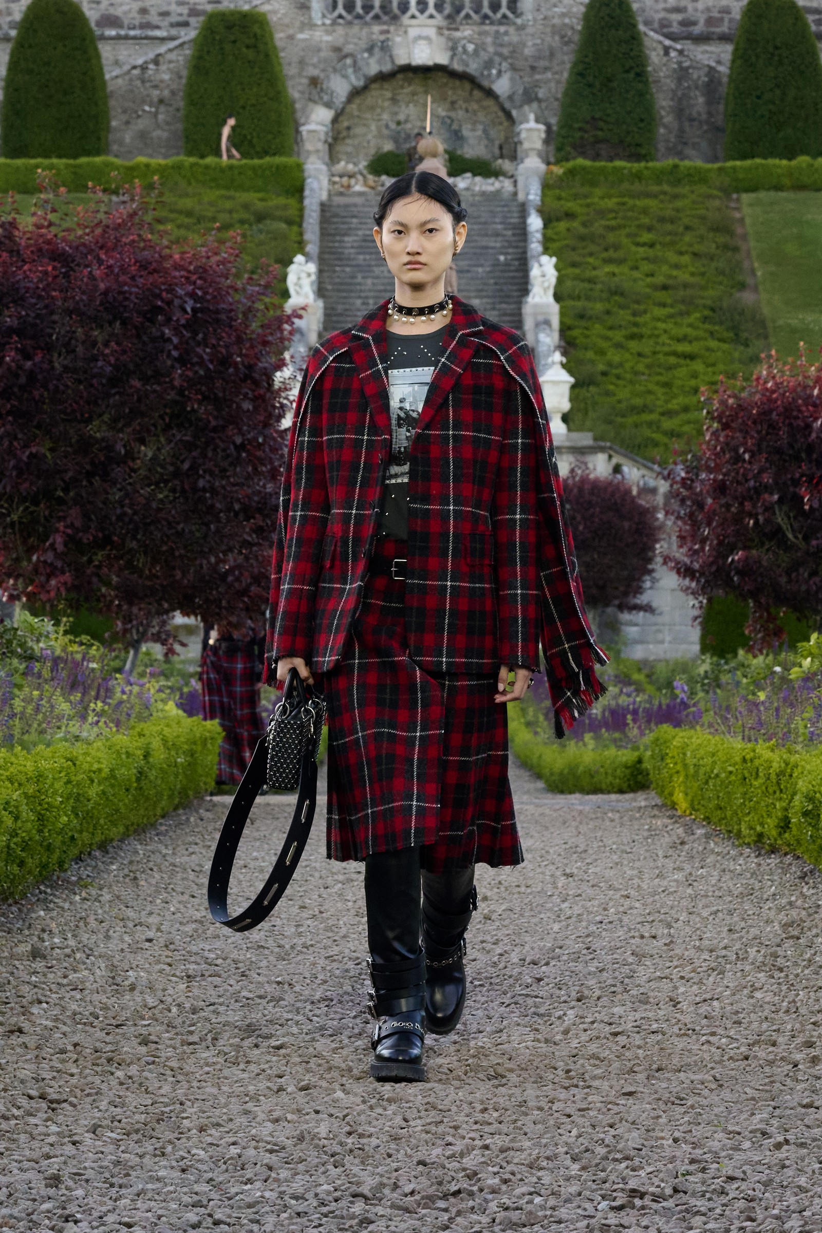 Dior Cruise 2025 Desfiles Vogue