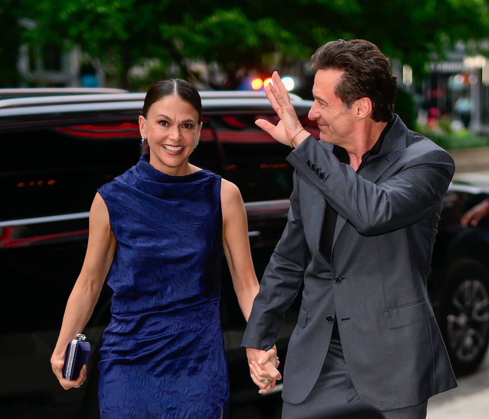 Hugh Jackman e Sutton Foster — Foto: GettyImages