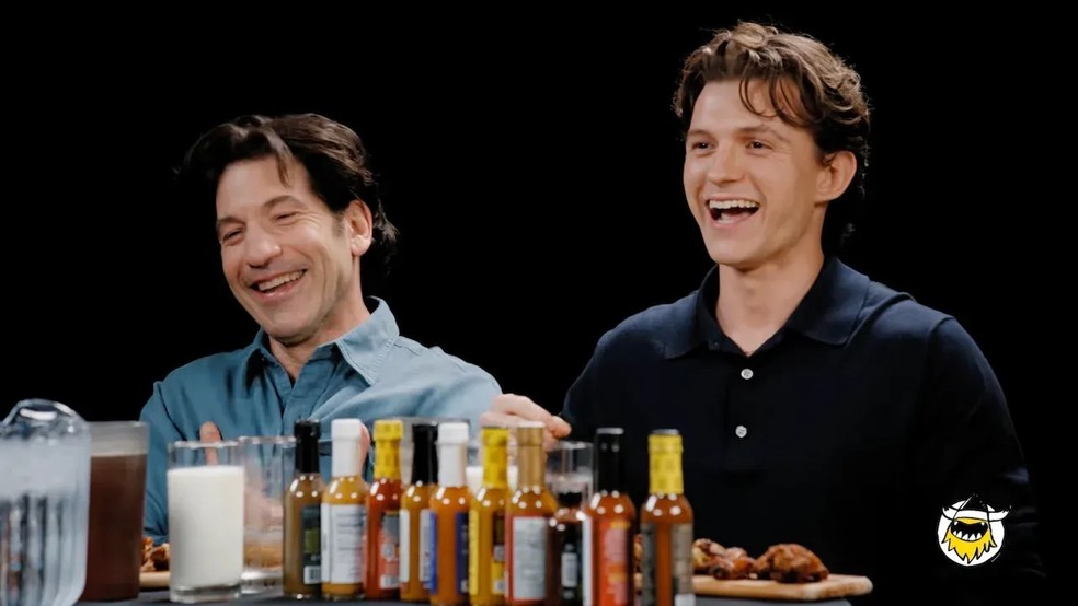 Jon Bernthal e Tom Holland — Foto: Reprodução/YouTube