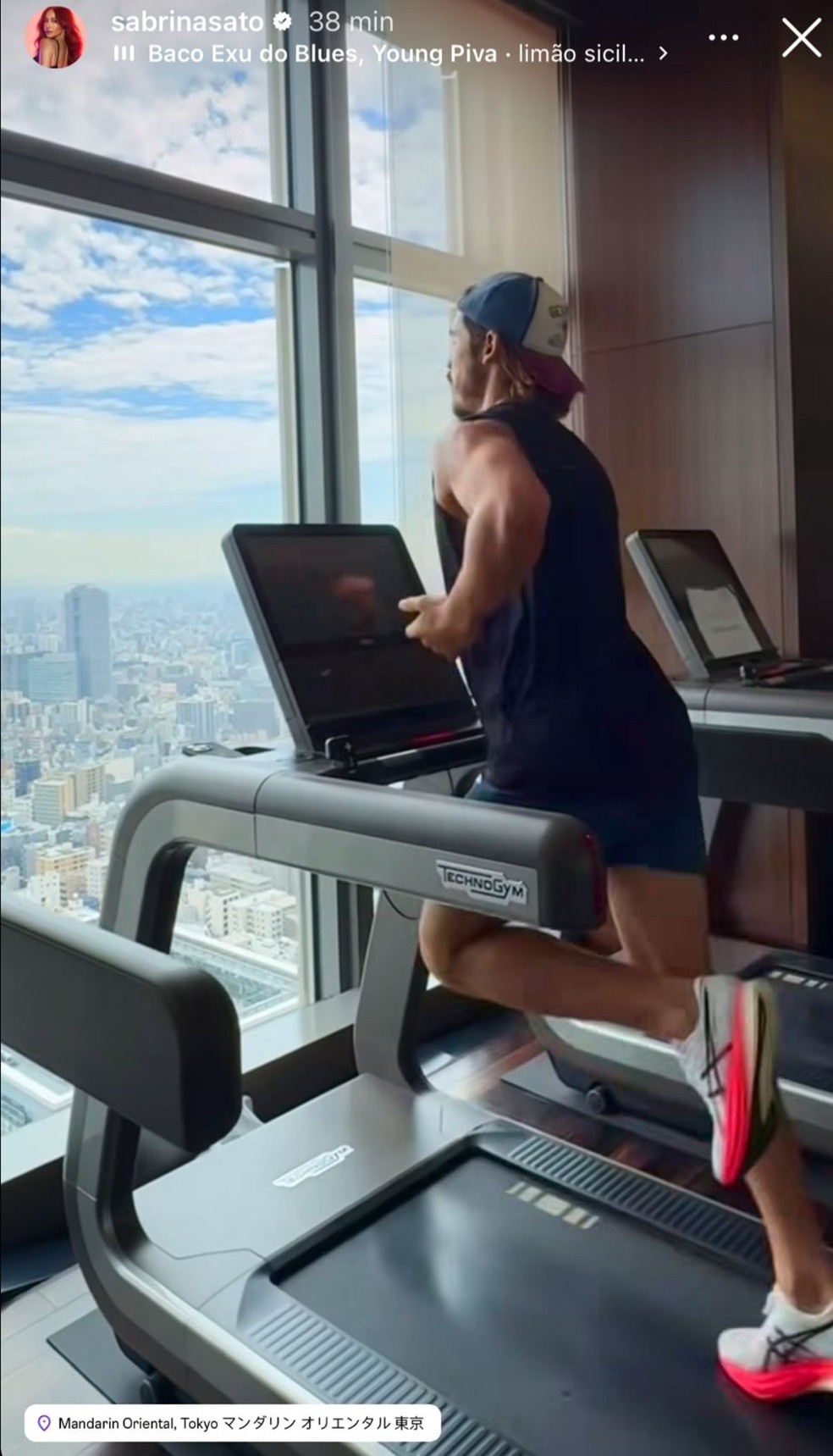 Sabrina Sato e Nicolas Prattes treinam em academia no Japão — Foto: Reprodução/Instagram