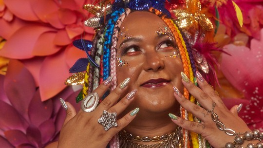 Brilho e diversidade: celebrando o mês do Orgulho LGBT+ na moda
