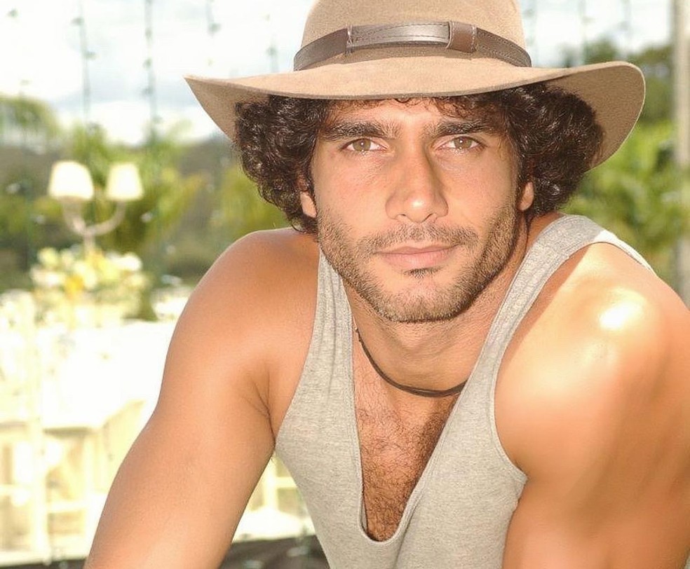 Rafael Calomeni fez parte do elenco de 'Mulheres Apaixonadas' — Foto: Reprodução/Instagram
