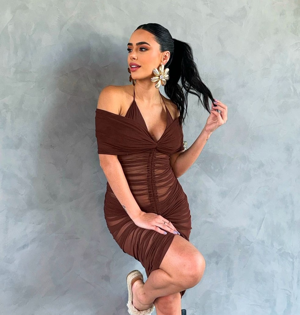 Bruna Biancardi com look chocolate — Foto: Reprodução/Instagram