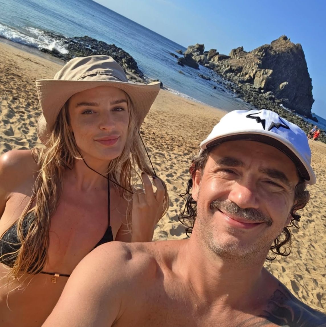 Rafa Brites ganha declaração de amor do marido, Felipe Andreoli, em seu aniversário de 39 anos