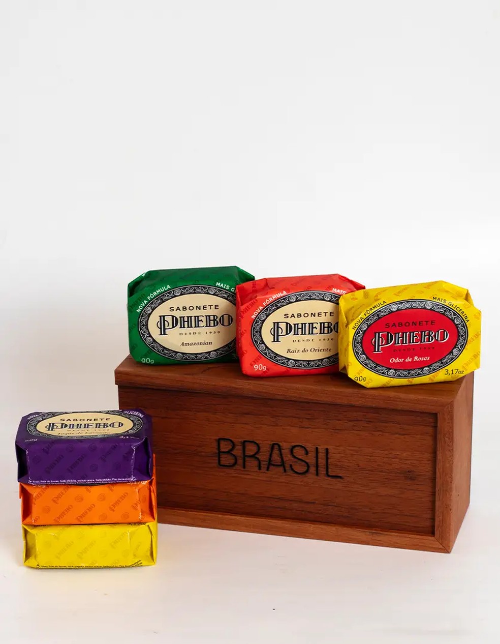 Kit de sabonetes em barra da Phebo — Foto: Reprodução