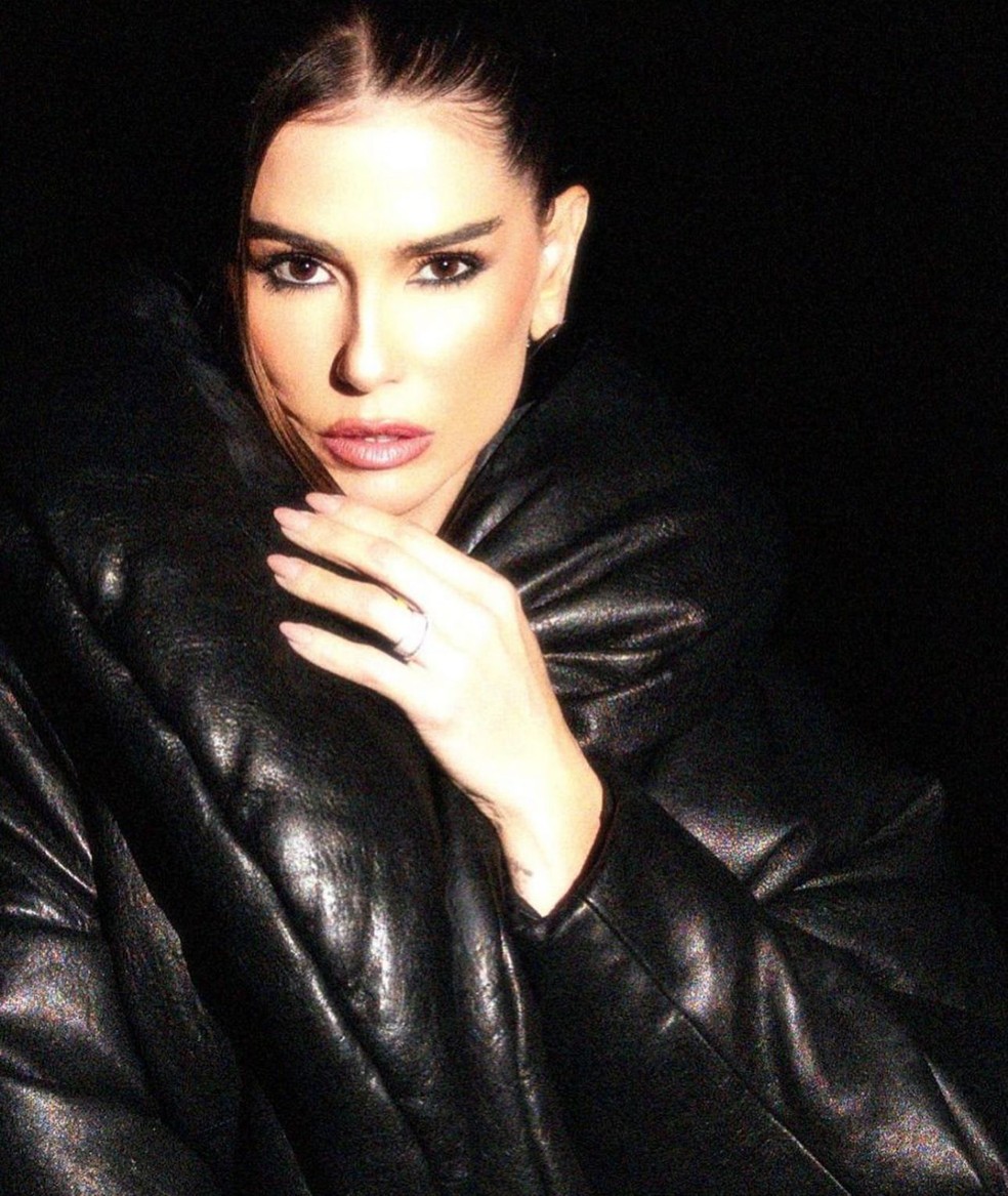 Deborah Secco — Foto: @raulbittencourtt / Reprodução / Instagram