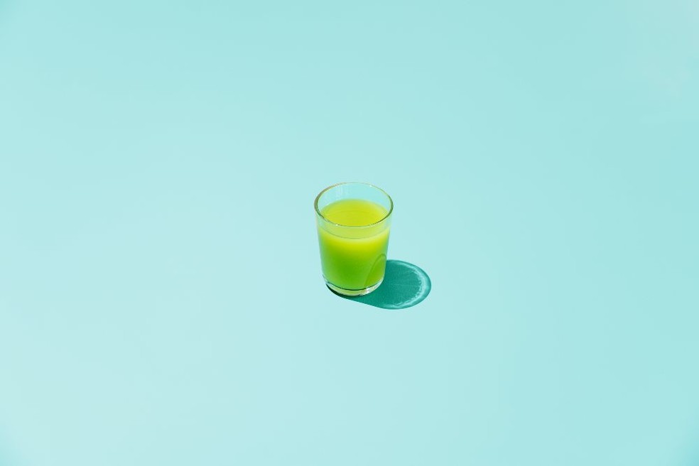 Conheça os benefícios para a saúde do bitters, a bebida medicinal amarga que pode melhorar sua digestão — Foto: Getty Images