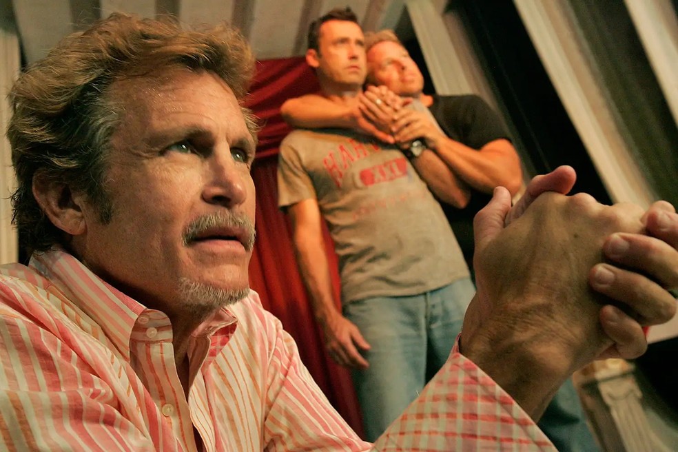 Michael Kearns com os colegas atores Joe Gill e Dean Howell no The Space at Fountain's End em Silver Lake. 12 de julho de 2006 — Foto: Ken Hively/Los Angeles Times via Getty