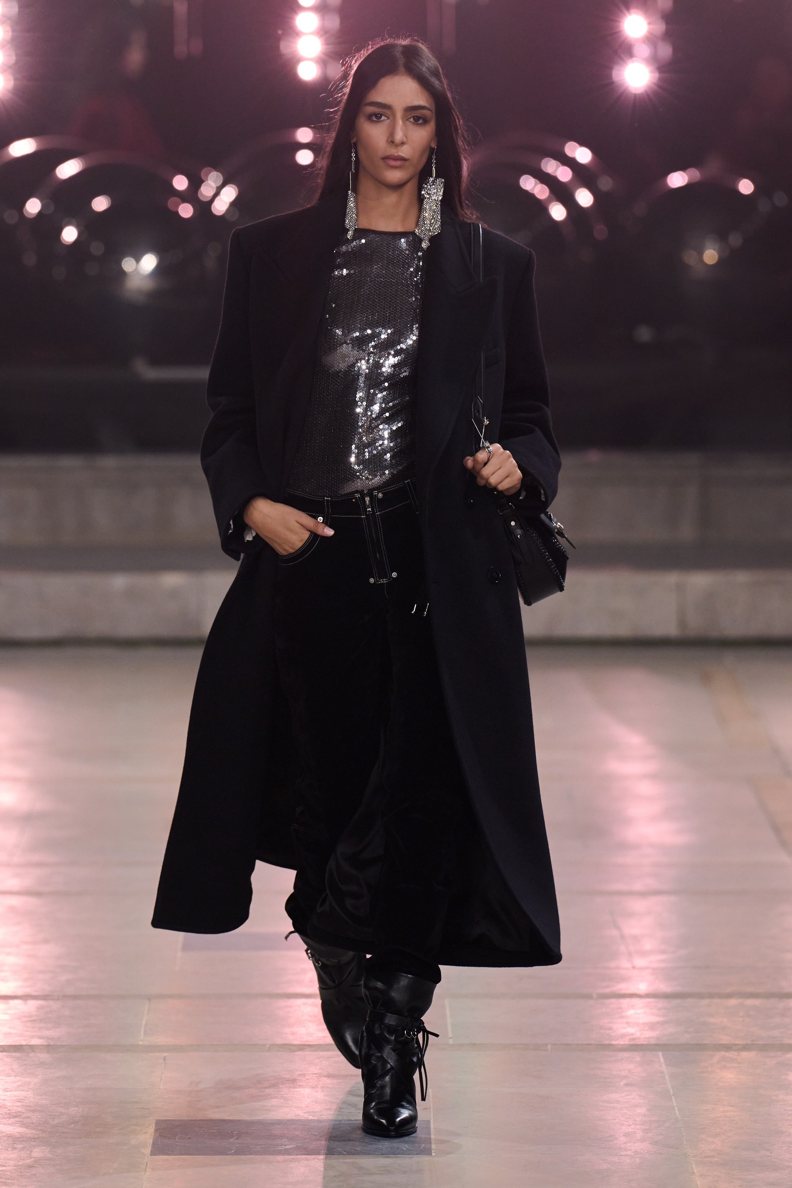 Isabel Marant | Paris | Inverno 2025 — Foto: Launchmetrics Spotlight