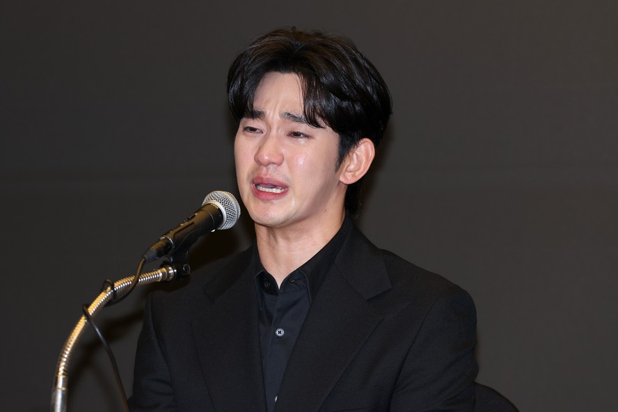 Ator Kim Soo-hyun chora em entrevista e nega ter se envolvido com Kim ...