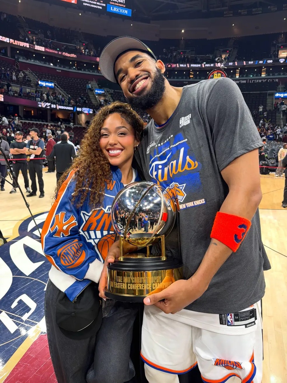 Jordyn Woods e Karl-Anthony Towns ficam irreconhecíveis com fantasias ...