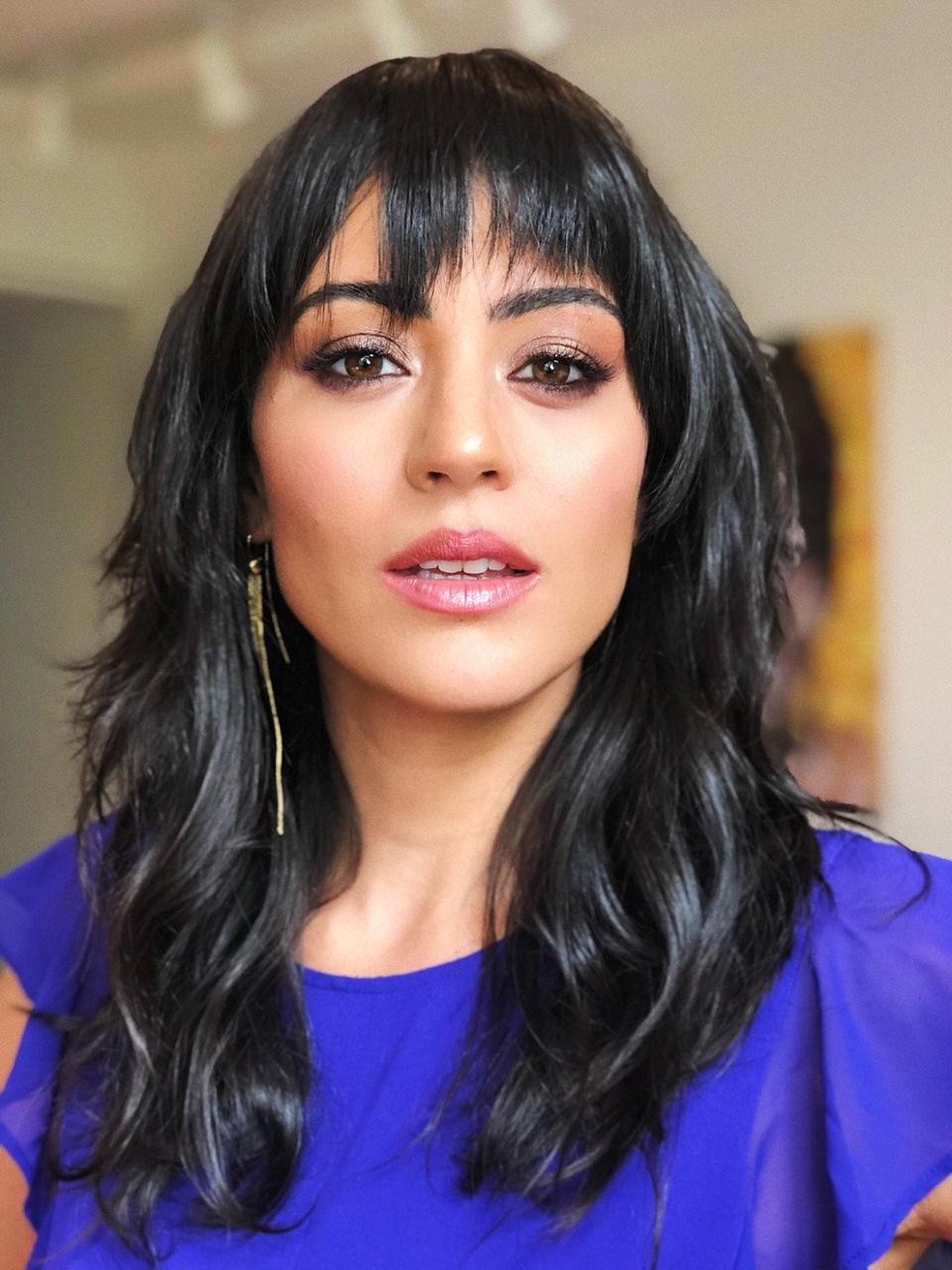 carol-castro-repagina-visual-para-nova-novela-das-6-veja-resultado