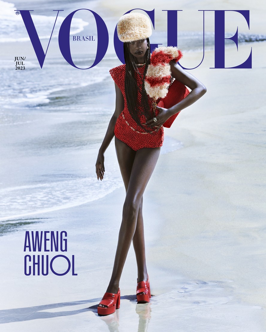 Aweng Chuol na Capa da Vogue Brasil de junho/julho de 2023