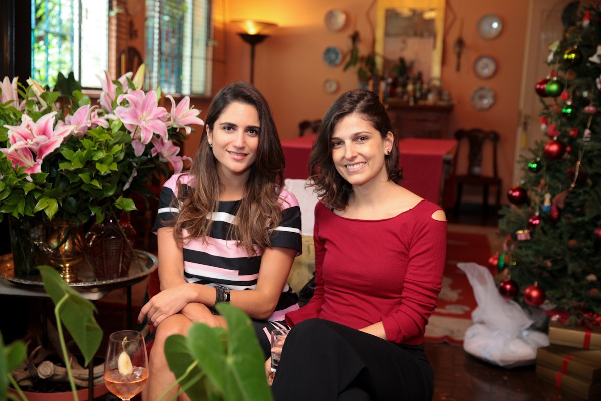 Alexandra Farah celebra novo livro chez Maria Alice Solimene