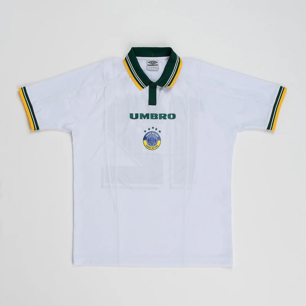 Camisa Nations Brasil The Heat S On, Umbro — Foto: Reprodução