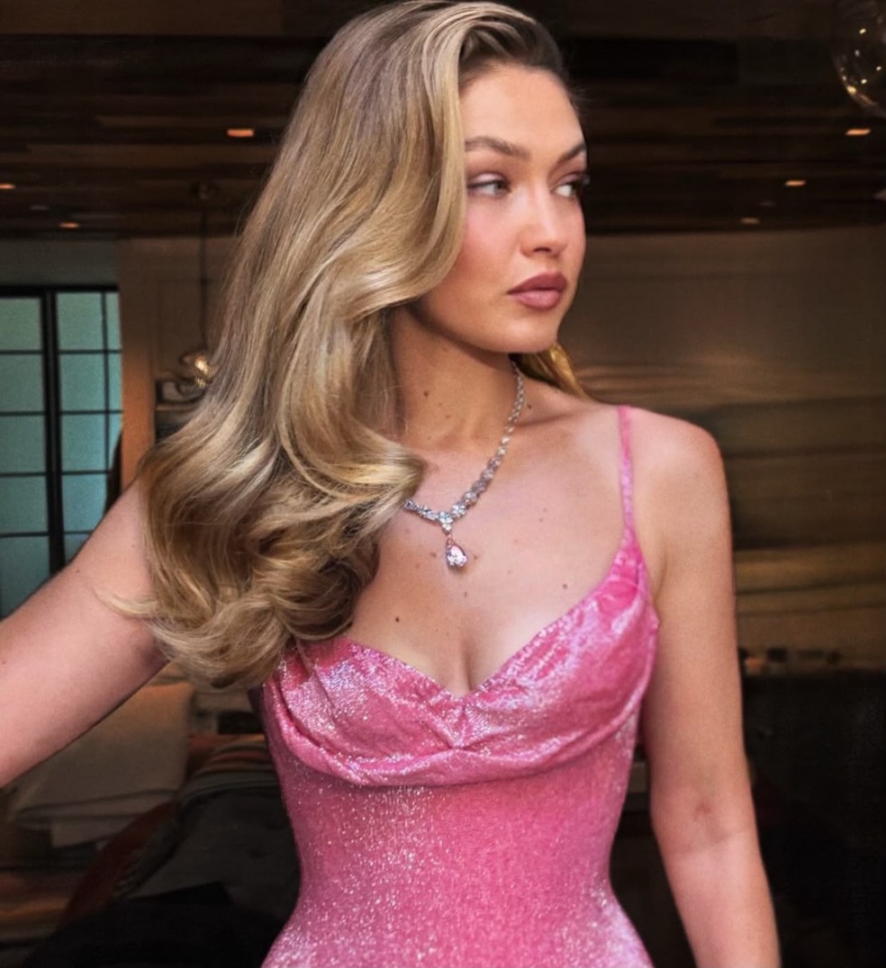 Gigi Hadid faz post — Foto: Reprodução/Instagram